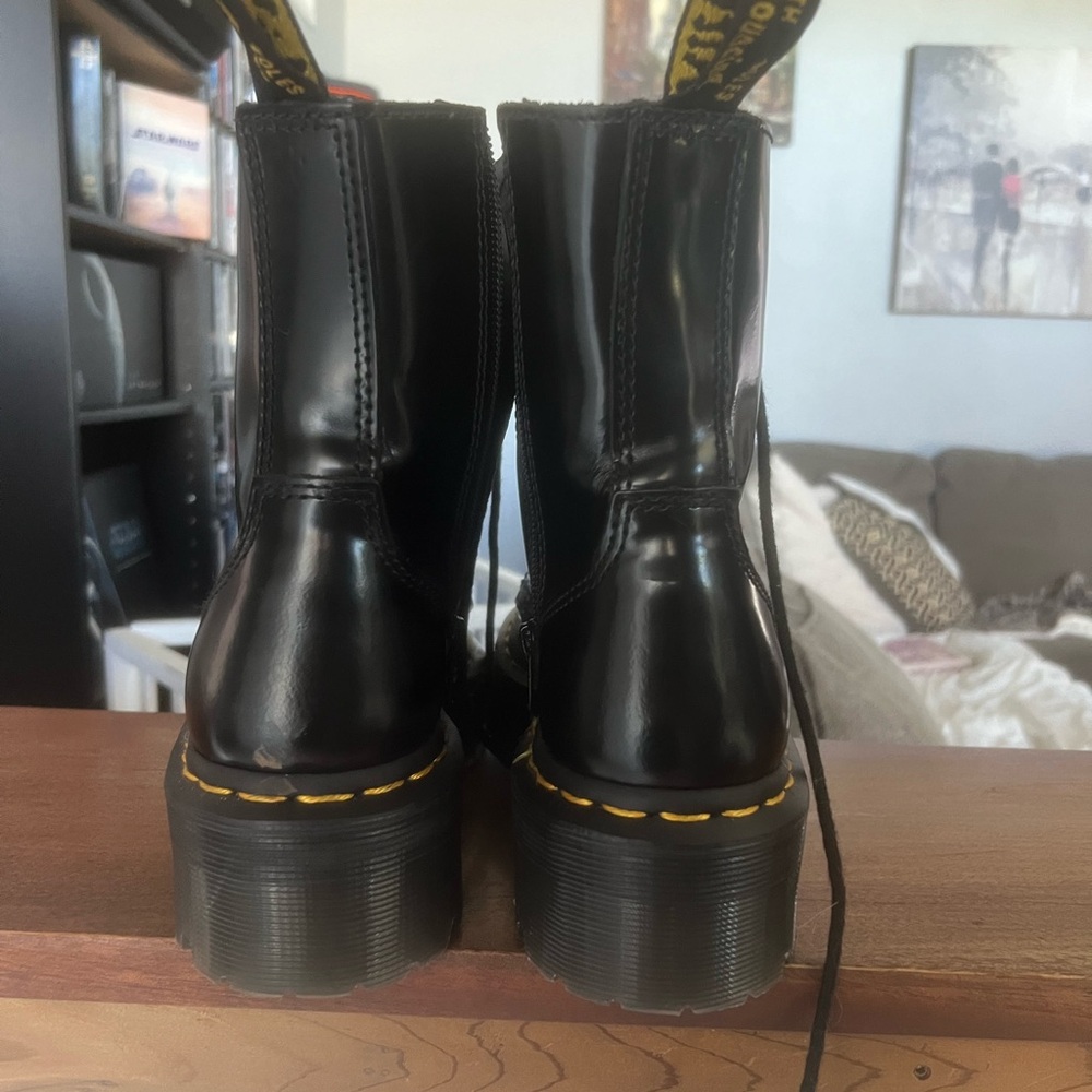 Dr Martens - Picture 5 of 8